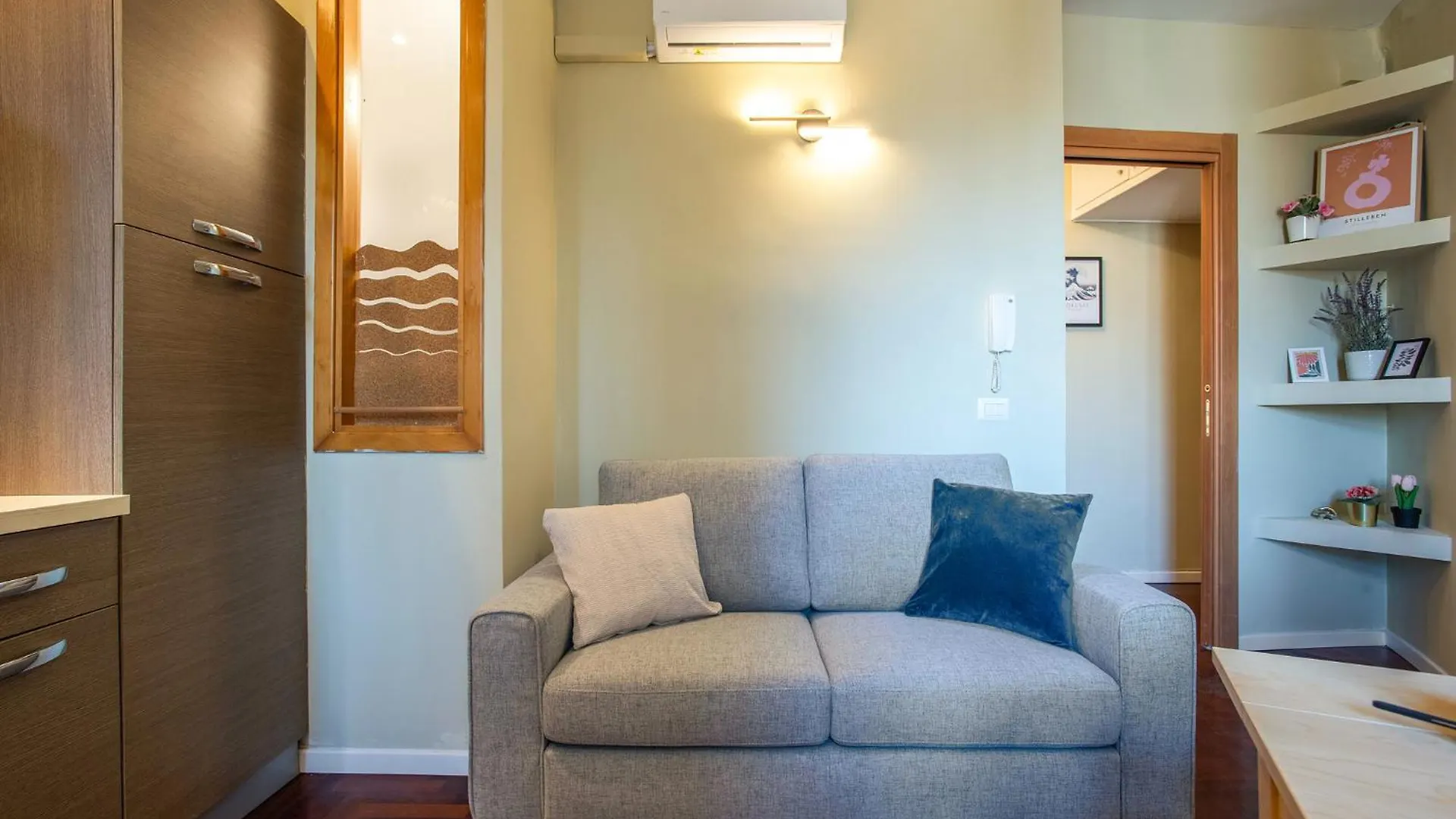 Elegant 1Bdr Front The Subway Furio Camillo Apartment Rome