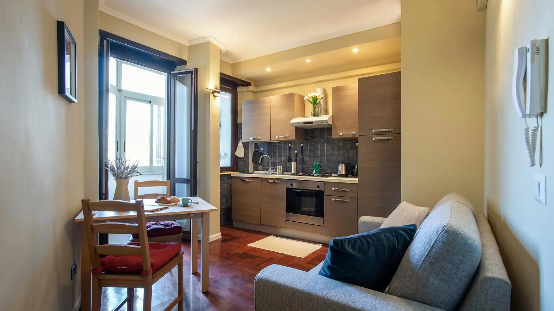 Elegant 1Bdr Front The Subway Furio Camillo Apartment Rome 0*,