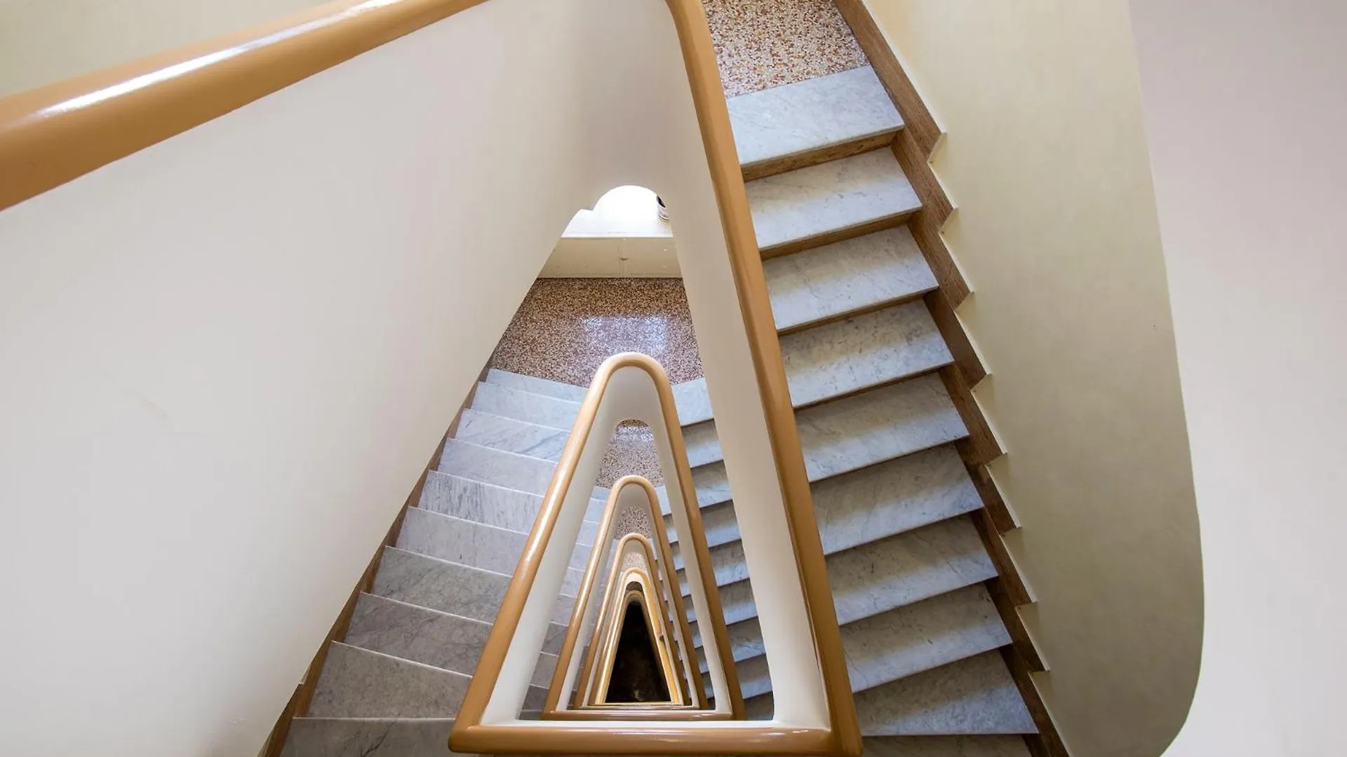 Elegant 1Bdr Front The Subway Furio Camillo Apartment Rome Italy